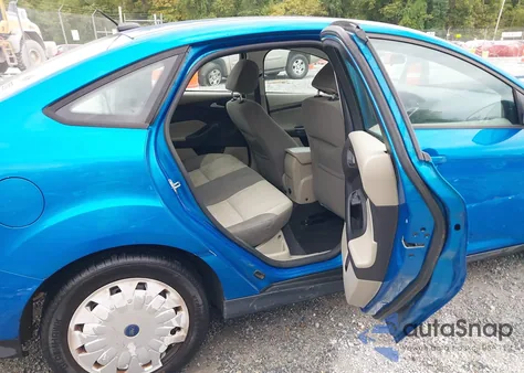 2013 Ford Focus Se из США, поврежденный, VIN 1FADP3F25DL317984